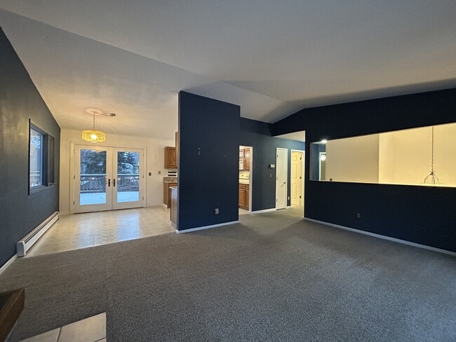 Building Photo - 9715 Sinina Pl