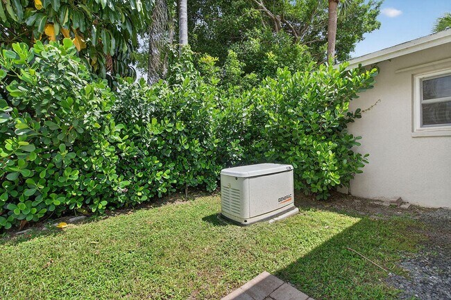 Building Photo - 9627 Althea Way