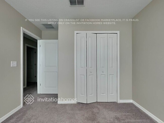 Building Photo - 15614 Greenleaf Bay St