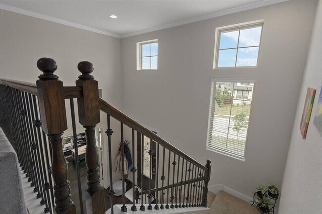 Building Photo - 15609 Cabrillo Way