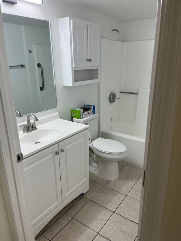 Building Photo - 1884 Agora Cir SE