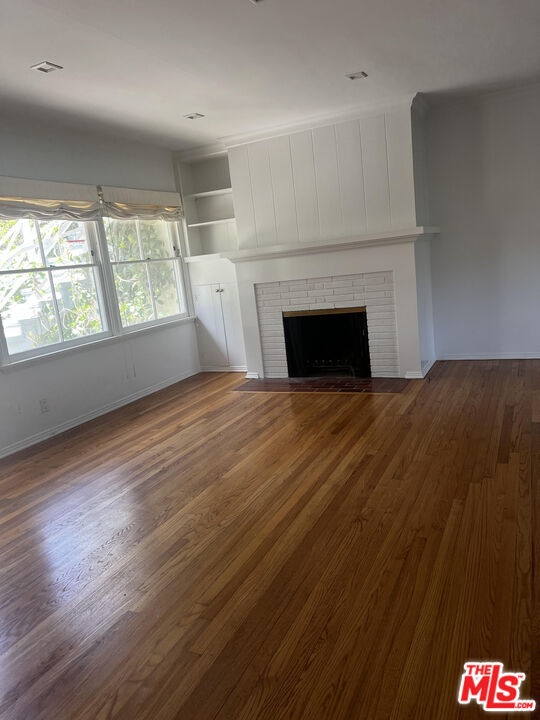 Building Photo - 130 S Bowling Green Way