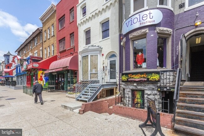 Building Photo - 1701 16th St NW