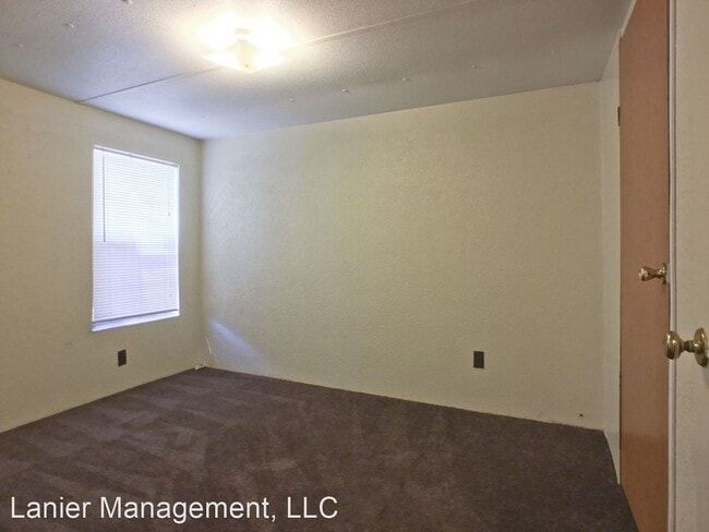 Building Photo - 2 br, 1 bath House - 1717 Grove Point Road...