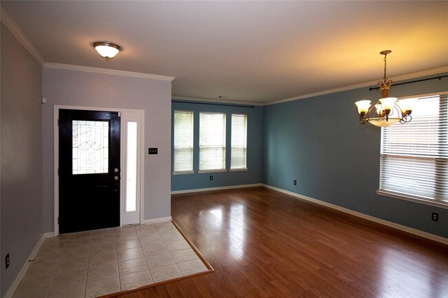 Building Photo - 21534 Pointed Oak Ln
