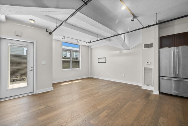 Building Photo - 166 Terrace St
