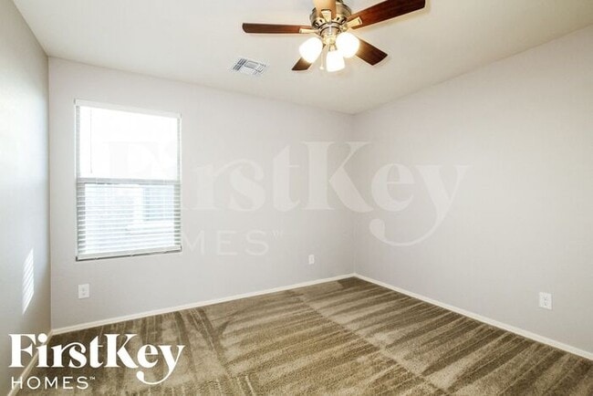 Building Photo - 12135 W Rowel Rd