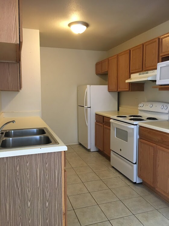 Building Photo - 1210 Chaparral St