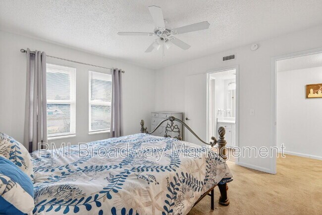 Building Photo - 500 Paragon Mills Rd