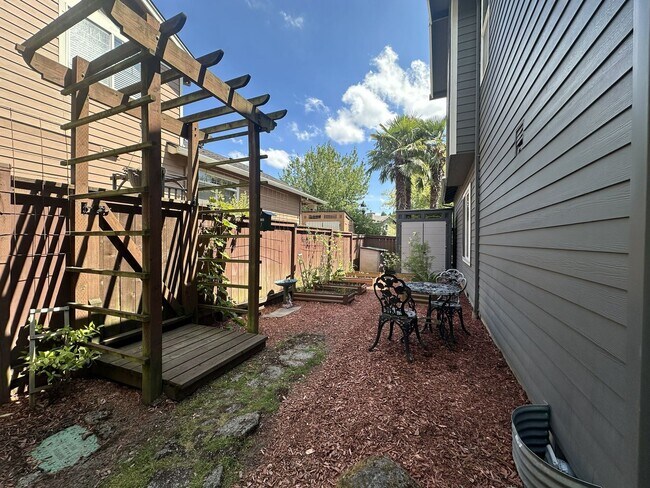Building Photo - Spacious 3-Bedroom Home with Two Living Areas, Private Balcony, Fireplace & Attached 2-Car Garage