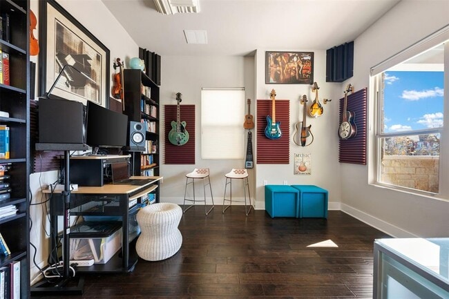 Building Photo - 2816 Moreno St