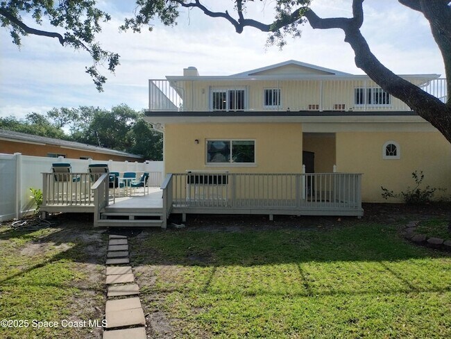 Primary Photo - 233 S Brevard Ave