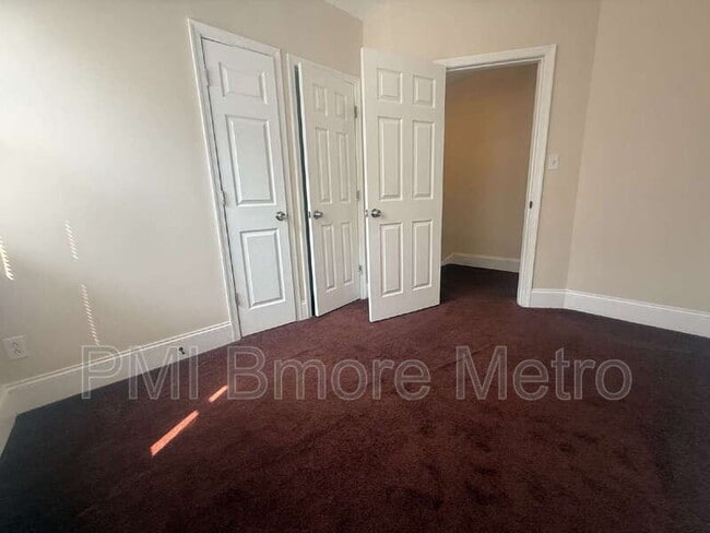 Building Photo - 519 E Cold Spring Ln