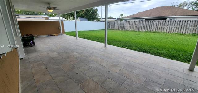 Building Photo - 11181 SW 63rd Ter