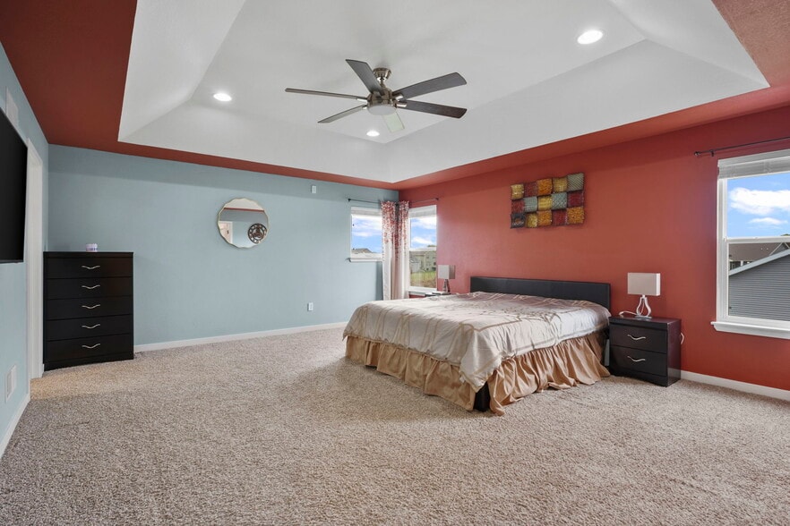 Master Suite - 630 Big Stone Trl