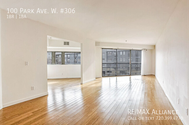 Building Photo - This Charming condo is a tranquil urban sa...