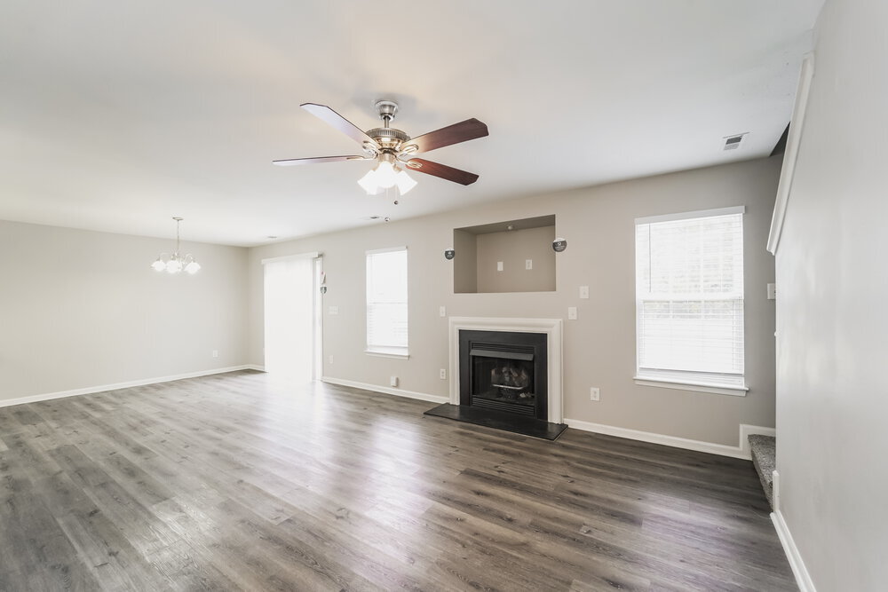 Building Photo - 5113 Autumn Oak Dr