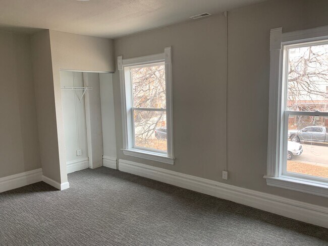Building Photo - 2018-2020 S Columbine St