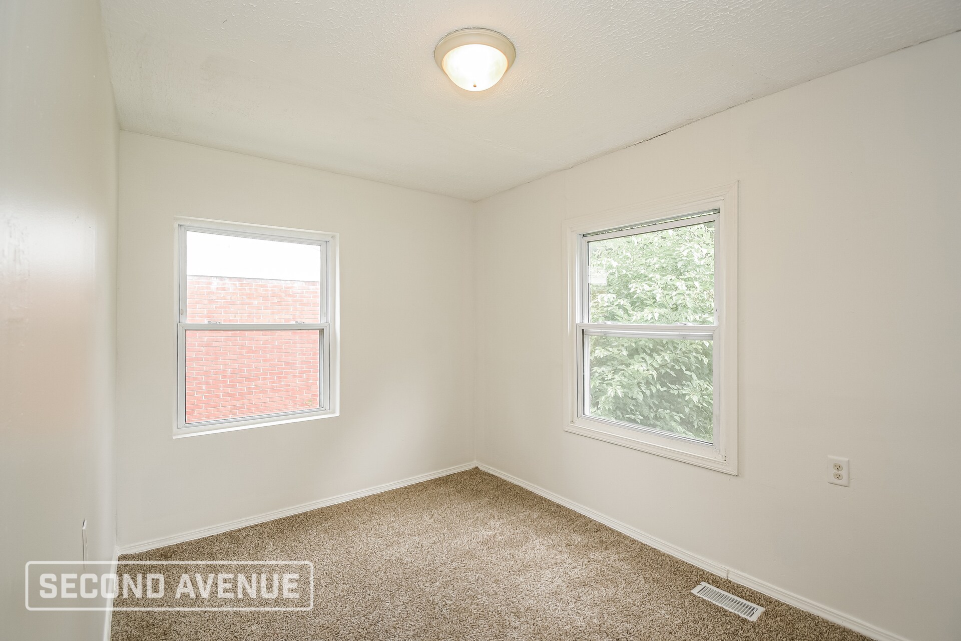 Building Photo - 3636 N Whittier Pl