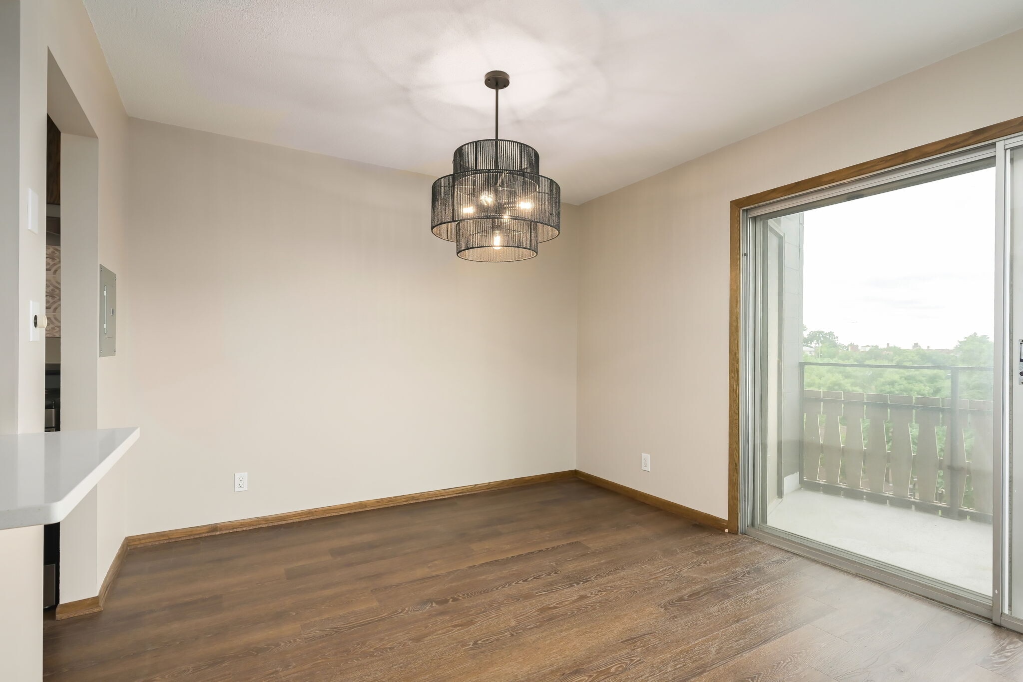 Building Photo - 410 Groveland Ave