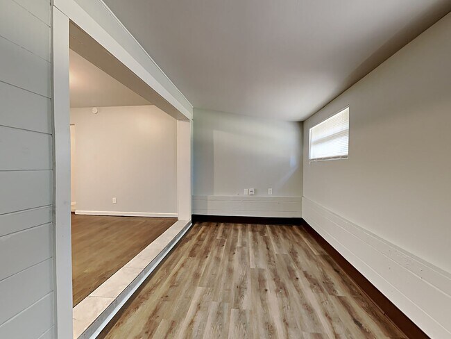 Building Photo - Renovated 3BR/2BA Home in Arlington Hills Jacksonville | Garage & Fenced Yard