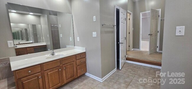 Building Photo - 6941 Augustine Way