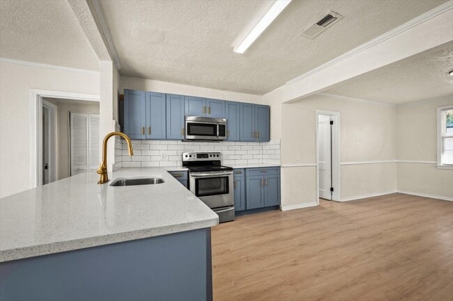 Building Photo - 981 McTyre Ct