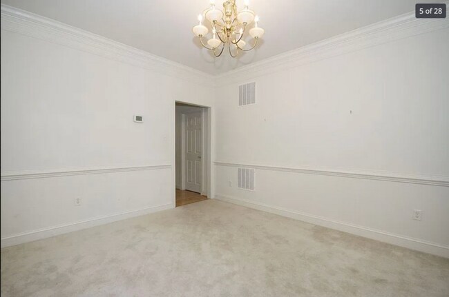 Building Photo - 317 Chamborley Dr