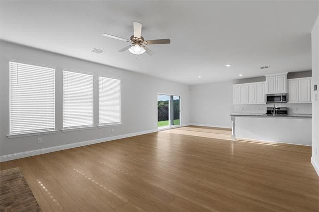 Building Photo - 135 Mesa Dr