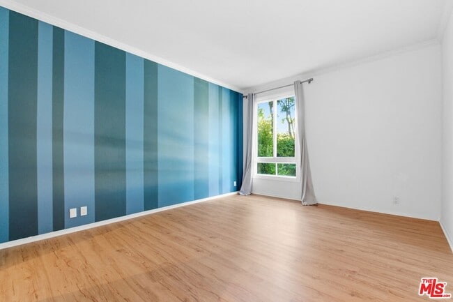 Building Photo - 8960 Cynthia St