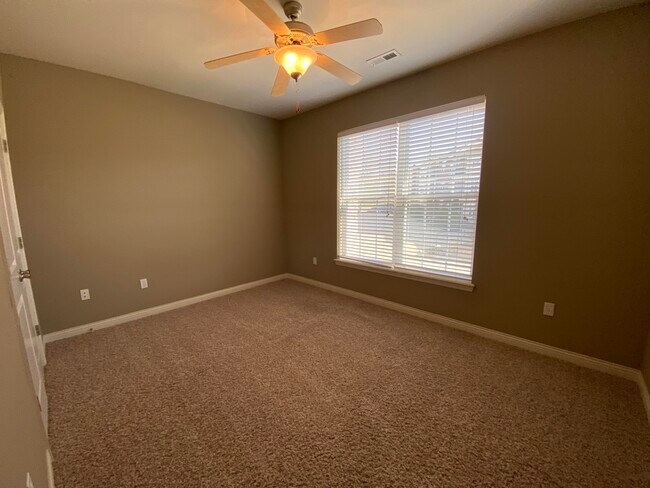 Building Photo - 4100 W Worley St