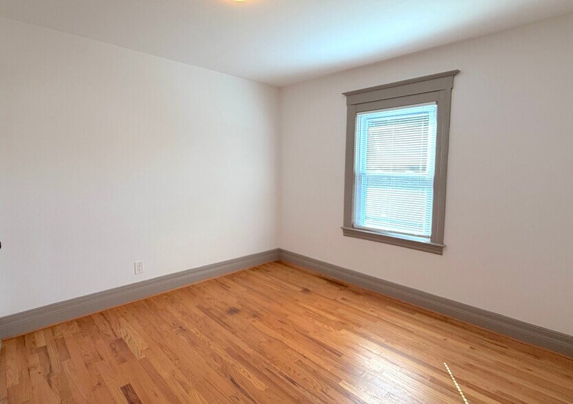 Building Photo - 2426 Beals St