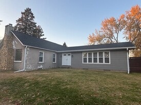 Building Photo - 1738 8th Ave S