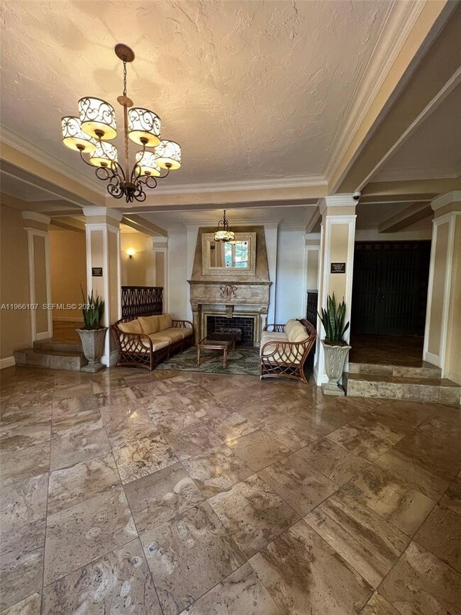 Building Photo - 536 14th St