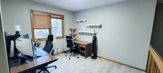 Building Photo - 1723 Willow Mound Pl