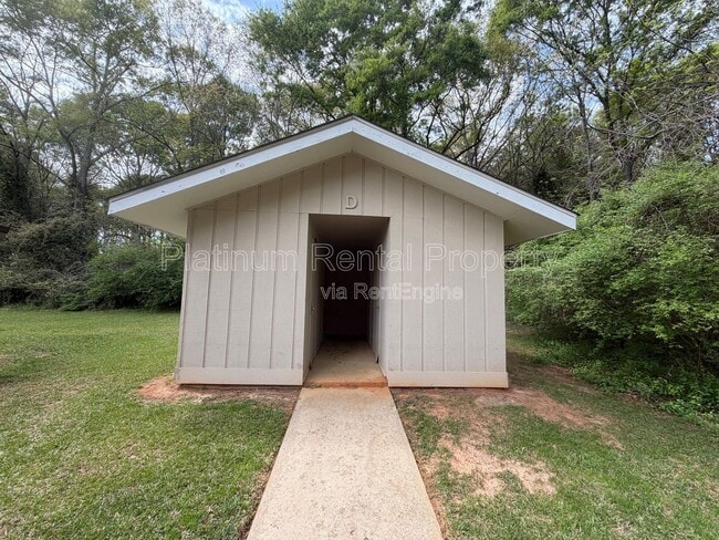 Building Photo - 1512 Waverly Way