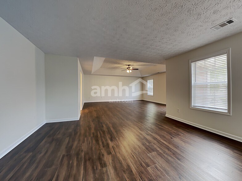 Building Photo - 3742 Fryeburg Ln