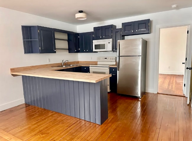 Building Photo - 1784 NY-9J