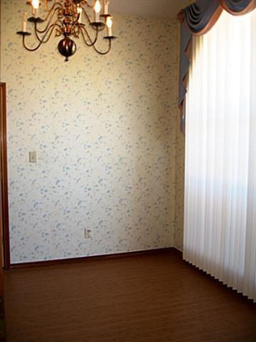 Building Photo - 2300 Cardinal Dr