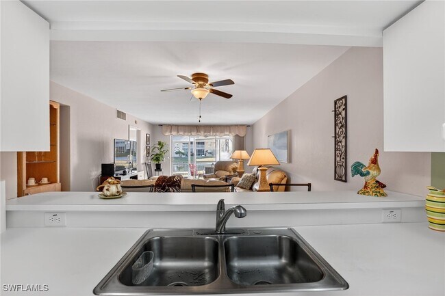 Building Photo - 138 Pebble Shores Dr