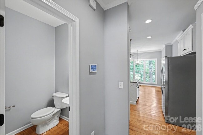 Building Photo - 16922 Laureate Rd