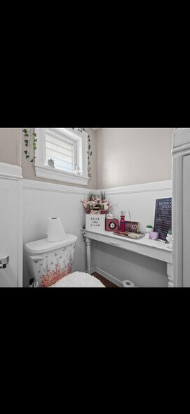 Building Photo - 125 N 4th St