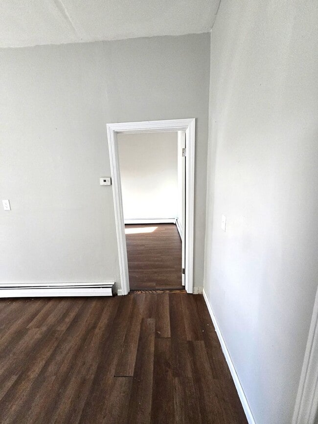 Building Photo - 316 Hawkins St