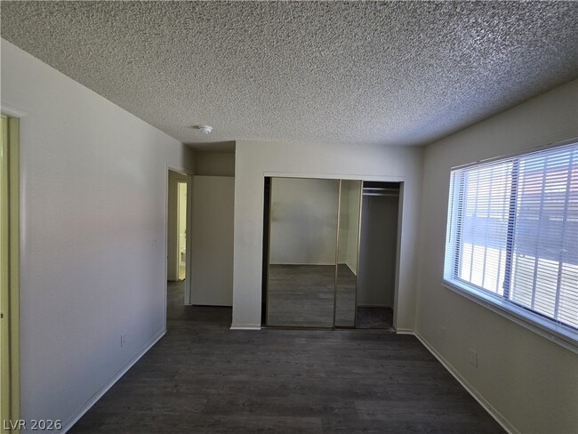 Building Photo - 4300 N Lamont St