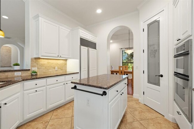 Building Photo - 41 Tiburon Dr