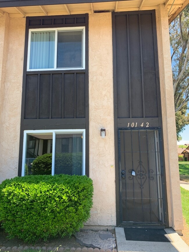 Building Photo - Cozy 2 Bed 1 Bath Home For Rent