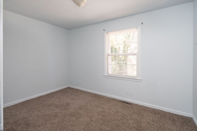 Interior Photo - Windsong Apartments