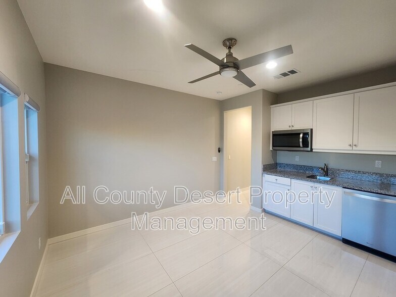 Building Photo - 44801 Beringer Dr