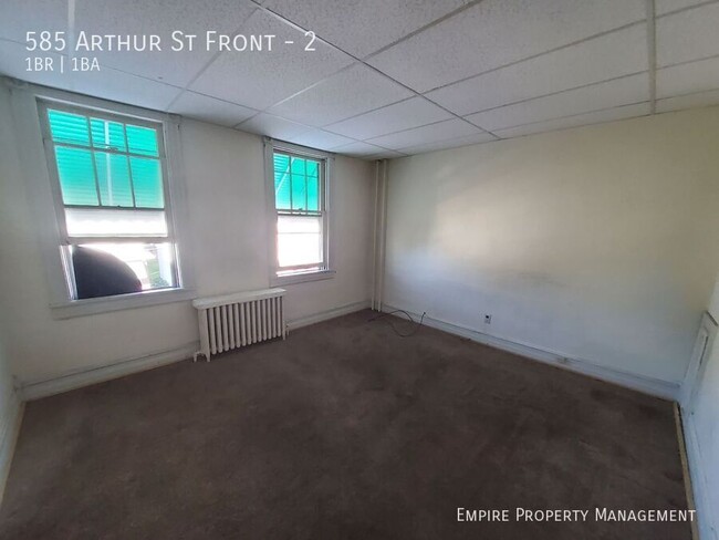 Building Photo - 1 Bedroom / 1 Bathroom Apartment in Hazleton!