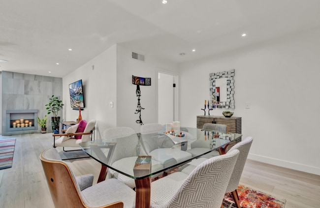 Building Photo - 750 State St